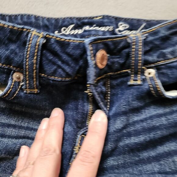 American Eagle Outfitters Blue Jean Shorts Sz 4 - Picture 6 of 8